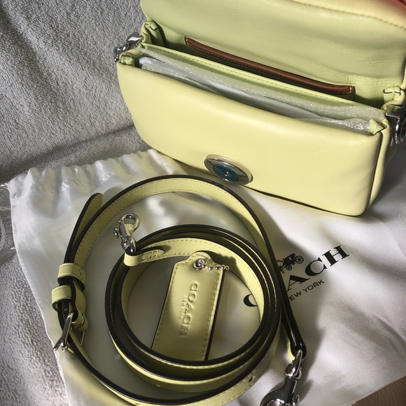 Coach Pillow Tabby Shoulder Bag 18 Pale Lime BNWT - Picture 2 of 4